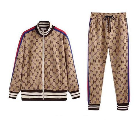 gucci monogram herren trainings|More.